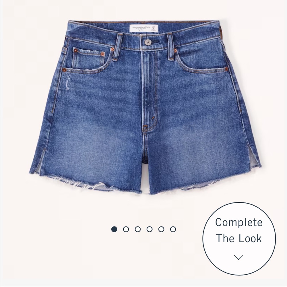 Abercrombie, the 4 inch mom short, high-rise in curve love